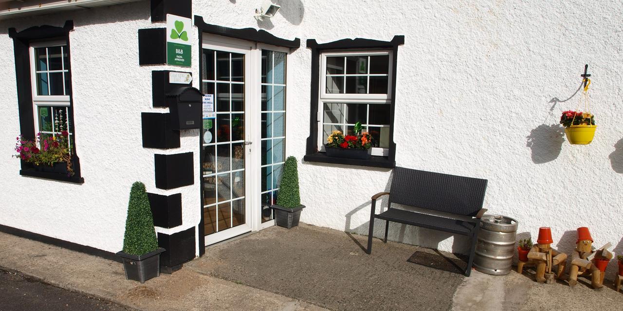 The River House Dungloe Esterno foto